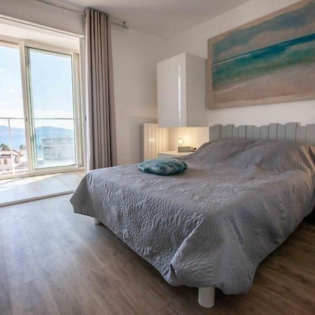 Tres Beau T2 Climatise Refait A Neuf, Vue Mer Panoramique Exceptionnelle A 120M A Pied De La Plage La Ciotat Exteriör bild